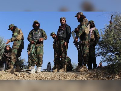 Afghanistan and Pakistan Clash Along Border, Dozens of Soldiers Killed
