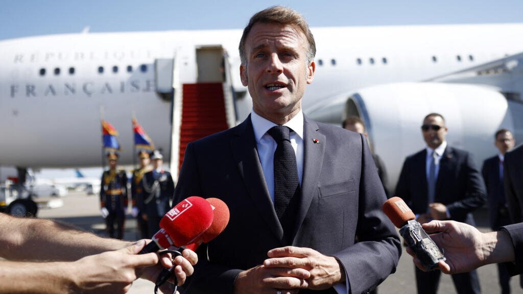 French Cabinet Faces Budget Test as Political Tensions Deepen