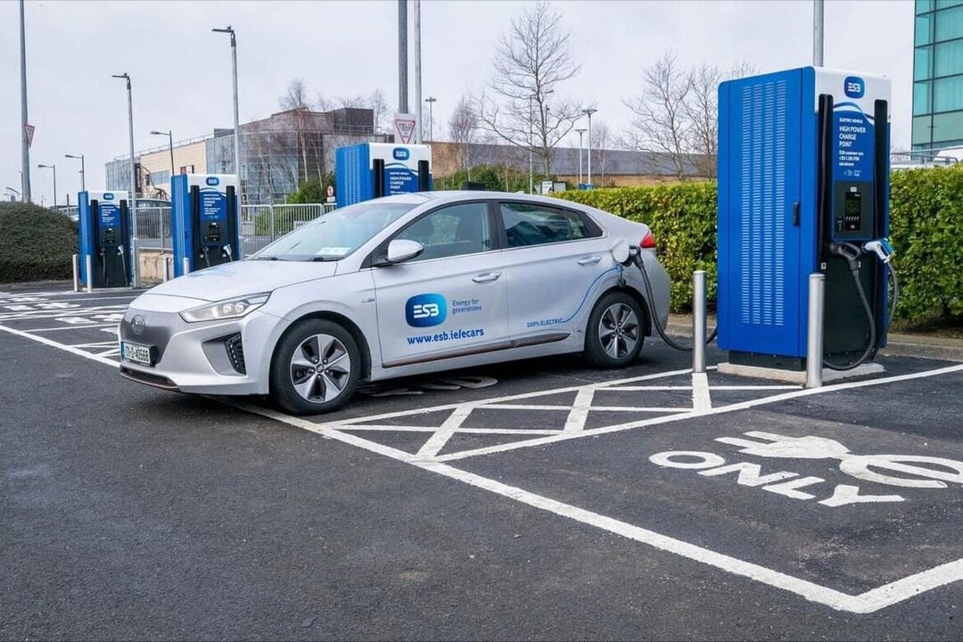 Ireland to Add 90 New High-Power EV Charging Hubs Nationwide