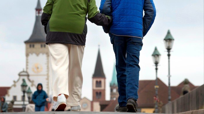 Germany Approves Tax-Free Earnings for Retirees Up to €2,000 a Month