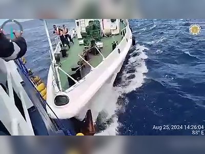 Chinese Vessels Accused of Ramming Philippine Boats in the Spratly Islands