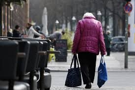 German Cabinet Approves Law to Encourage Post-Retirement Work
