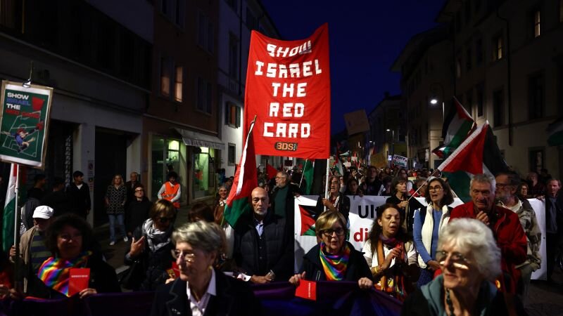 Protesters Clash With Police Outside Italy-Israel World Cup Qualifier
