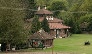 Russian-Backed Network Used Serbian Cottage to Train Moldovan Rioters