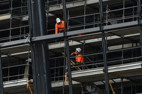 Australia’s Rising Unemployment Trend Worries Economists