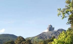Costa Rica’s Rincón de la Vieja Volcano Erupts Moderately