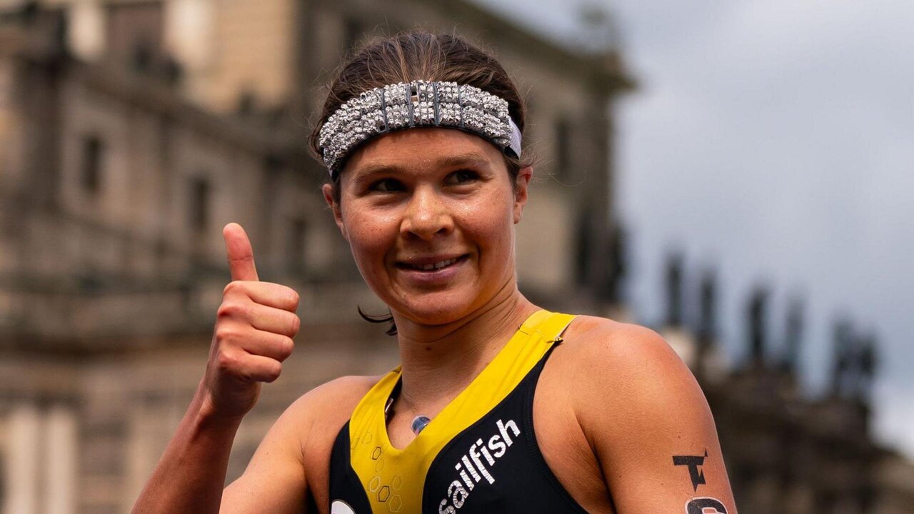 Britain’s Beth Potter Finishes Third in World Triathlon Championship