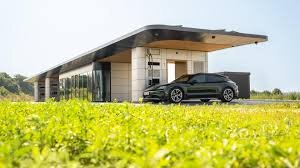 Porsche Expands Premium EV Charging Network Across Germany