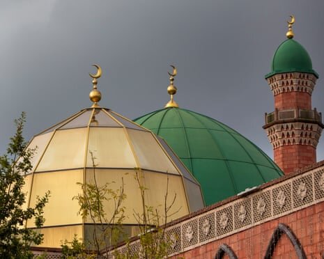 UK Debates New Definition of Islamophobia Allowing Religious Criticism