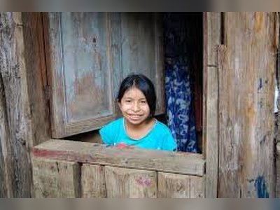 El Salvador Faces Persistent Poverty Despite Economic Growth Efforts