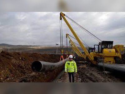 Srbija i Mađarska osuđuju plan EU da ukine uvoz ruskog gasa do 2028. godine.