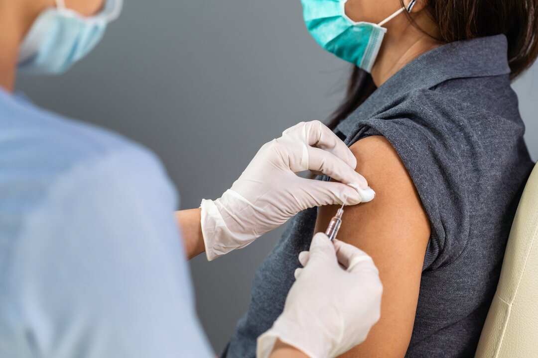 Florida Physicians Urge Lawmakers to Reject Vaccine Mandate Ban