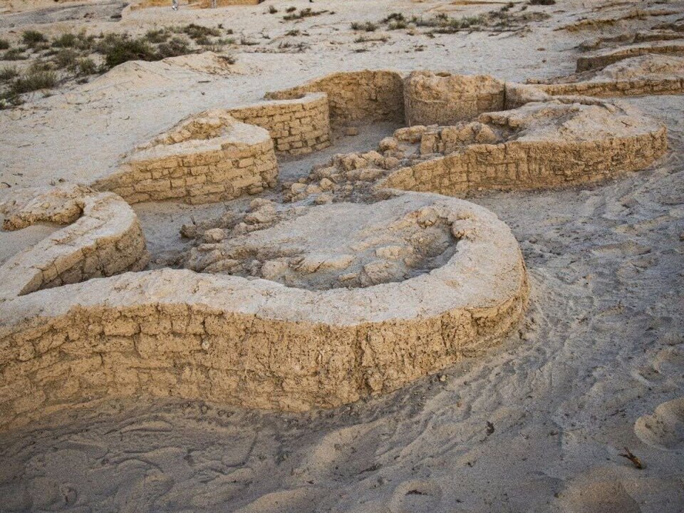 Archaeologists Uncover 3,500-Year-Old Egyptian Fortress in the Sinai Desert