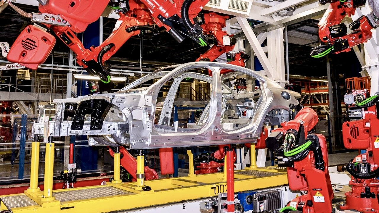 Stellantis Cuts 10,000 Jobs in Italy Since 2020
