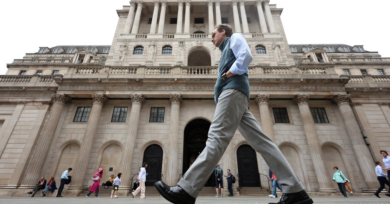 UK Bond Yields Drop as Markets Anticipate Rate Cuts