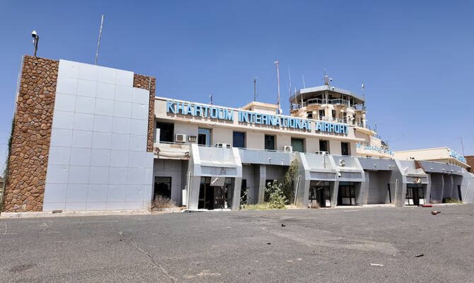 First Domestic Flight Lands in Khartoum Since Outbreak of War