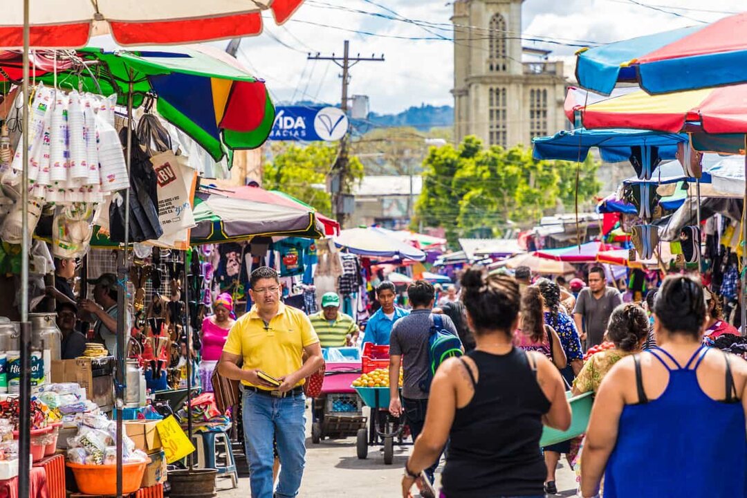 El Salvador’s Trade Deficit Widens Amid Rising Import Costs