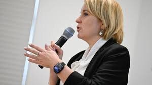 EU Envoy Promotes Stronger Transatlantic Ties During U.S. Visit