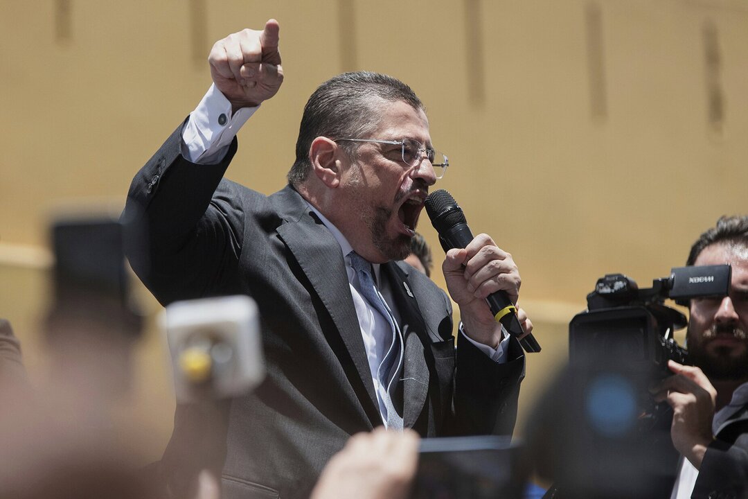 Costa Rican President Faces Legal Action That Could End Immunity