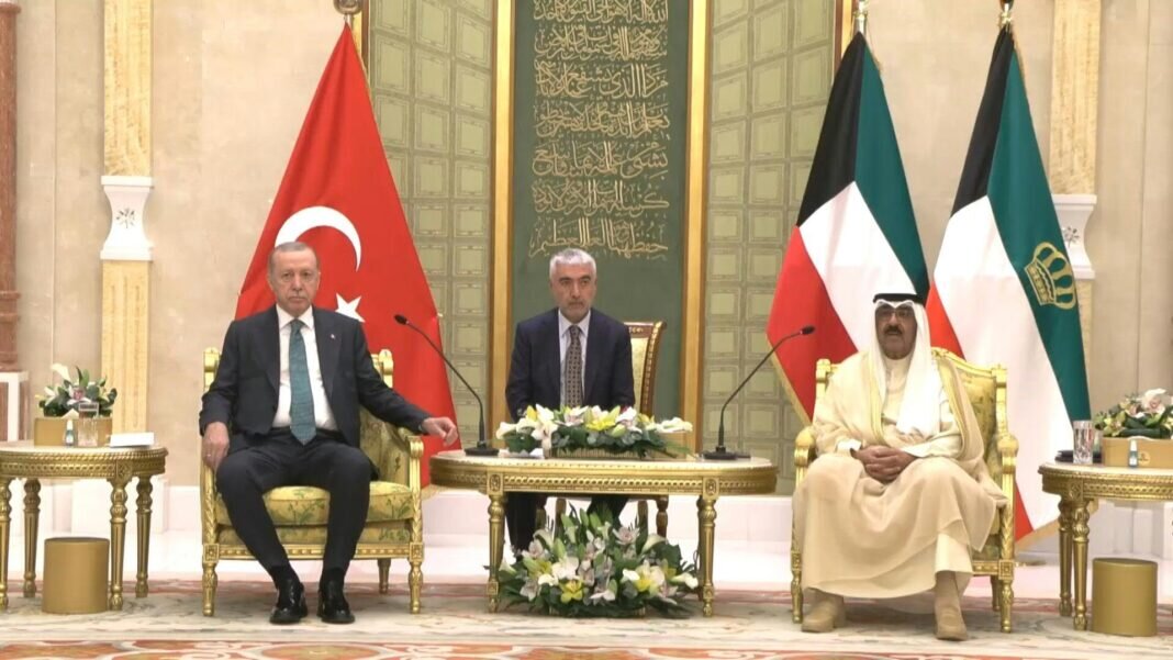 Turkey and Kuwait Sign Comprehensive Cooperation Agreements