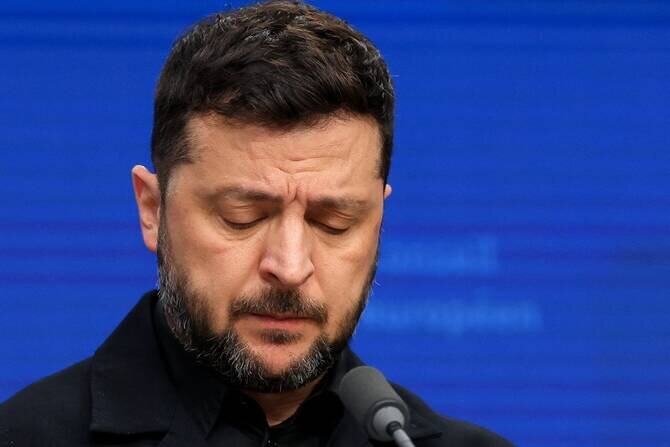 Britain Calls for Strong Measures Against Russia as Ukraine's Zelensky Heads to London