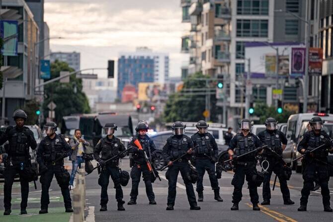 Trump Backs Off From Deploying Federal Force in San Francisco Following Talks With Tech Leaders and Mayor