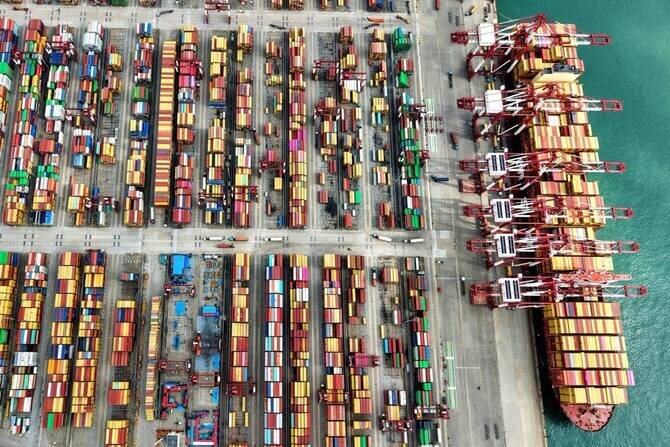 US, China Seek to Avoid Trade War Escalation in Malaysia Talks
