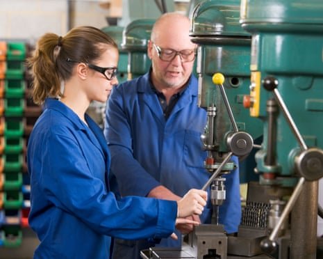 Britain Faces Mounting Youth Work-and-Training Gap as Jobs Market Cools