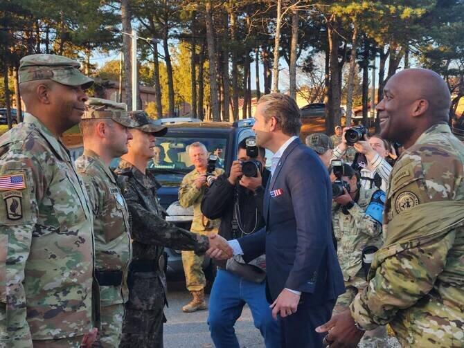 North Korea Fires Artillery Rockets Ahead of Hegseth's DMZ Visit and South Korean President's Meeting with Chinese Leader