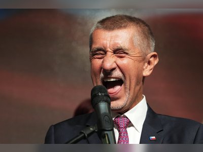 Egy lendület Európa jobboldalának: Cseh milliárdos szövetséget alakít pro-orosz pártokkal