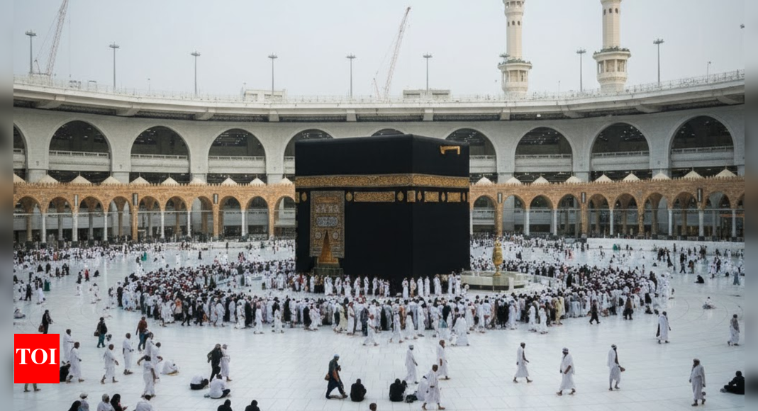 Viral Clip at Saudi Grand Mosque Prompts Official Inquiry into Security Officer Conduct