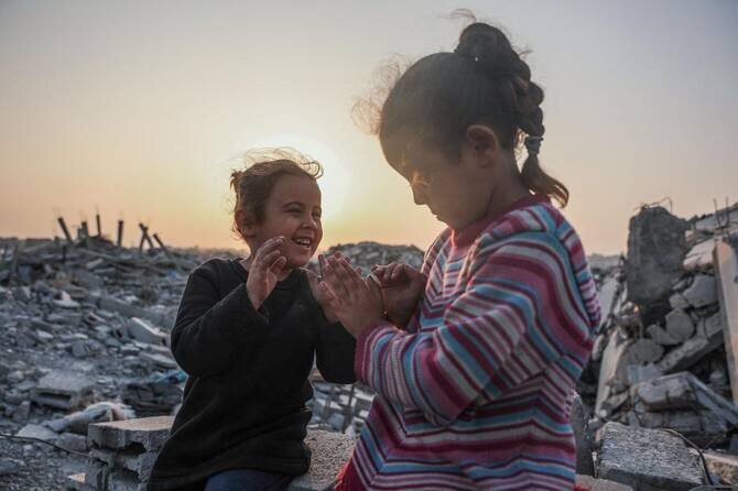 US and Israel Collaborate on Aid Distribution to Gaza amid Concerns Over Limited Access