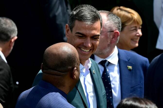 Spanish PM Pushes for Enhanced Ties with Mexico Amid Colonialism Row