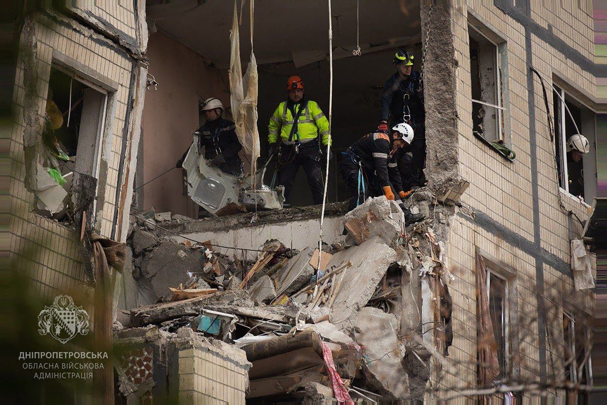 Massive Russian Strike Plunges Ukraine into Widespread Blackouts Ahead of Winter