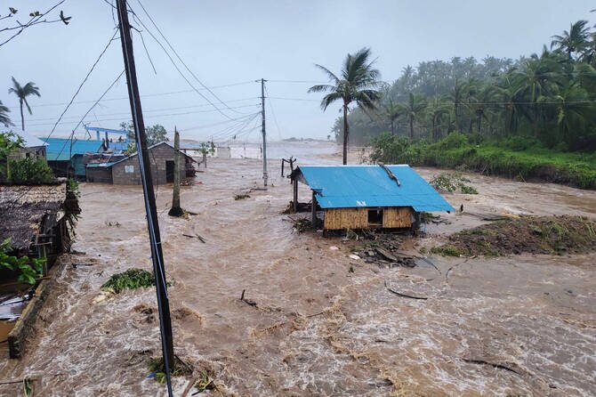 Typhoon Fung-wong Leaves Wide Swath of Destruction in Northern Philippines