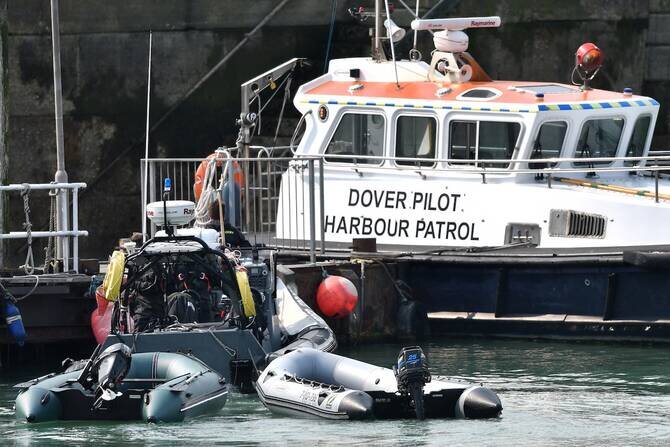 Second Migrant Returns to UK Under 'One In, One Out' Deal