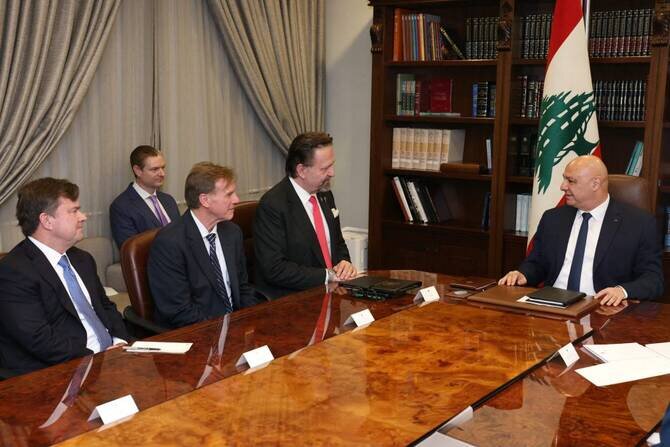 Lebanese President Emphasizes Army's Disarmament Mission Amid Israeli Attacks