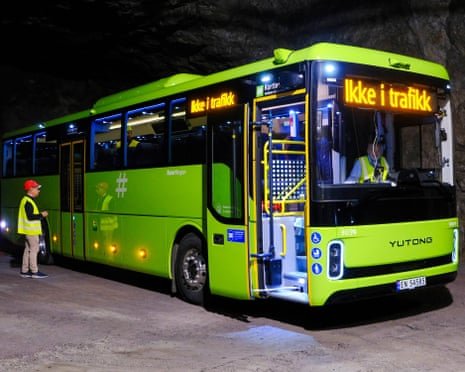 UK Probes Chinese-Made Yutong Buses Over Possible Remote Control Risks