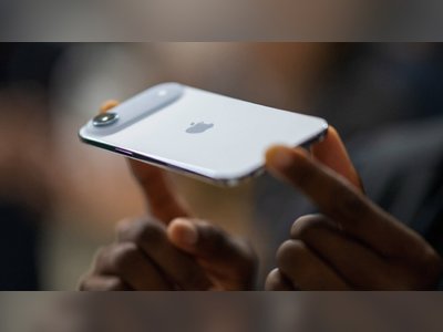 L'iPhone Air « mince » d'Apple fait un flop face à des ventes précoces et des retours d'utilisateur décevants.