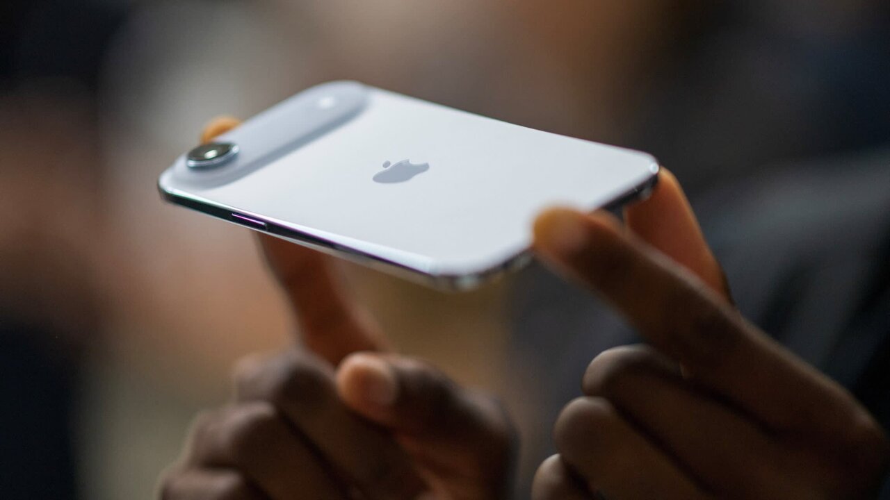 L’iPhone Air « mince » d’Apple tombe à plat alors que les ventes initiales et les retours des utilisateurs déçoivent.