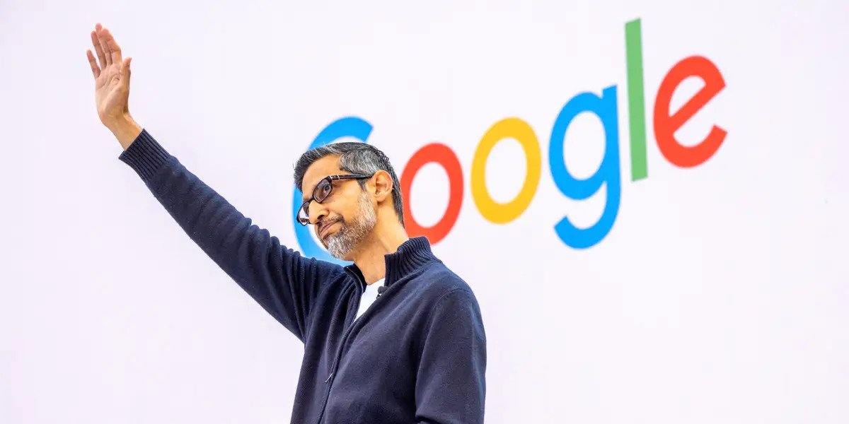 Der CEO von Google, Sundar Pichai, sagt, dass KI eines Tages in seinen Chefsessel treten könnte.