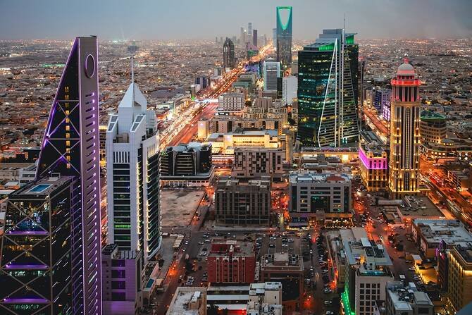 Saudi Arabia Projected to Grow GDP Around 4.5 % by 2027 Amid Strong Non-Oil Expansion
