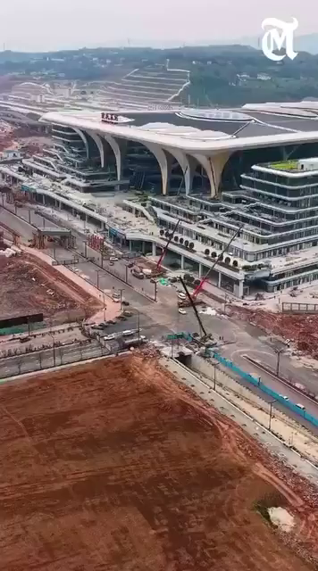 China has opened the world’s largest train station