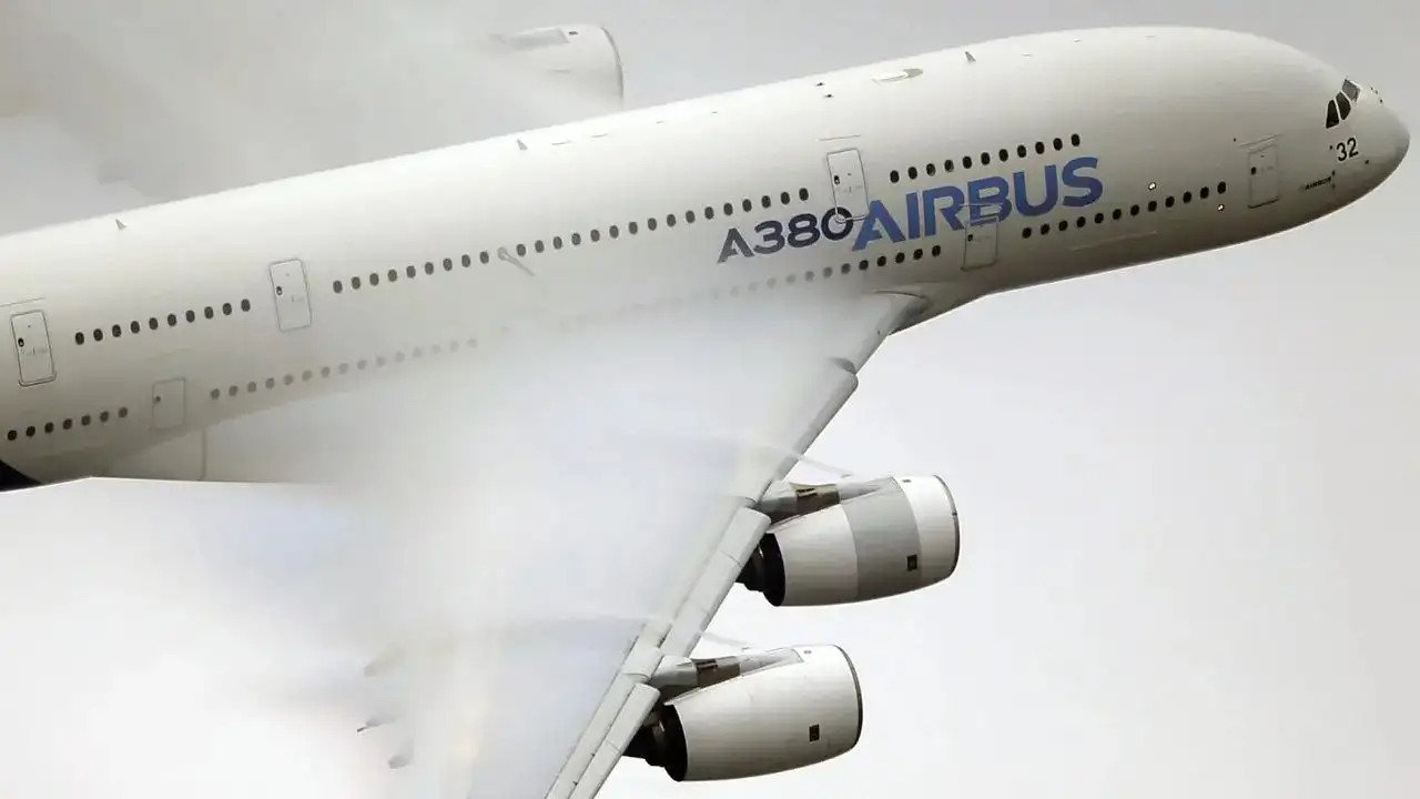 Airbus Orders Emergency Fix for Six Thousand A320 Jets After Solar-Radiation Control Fault