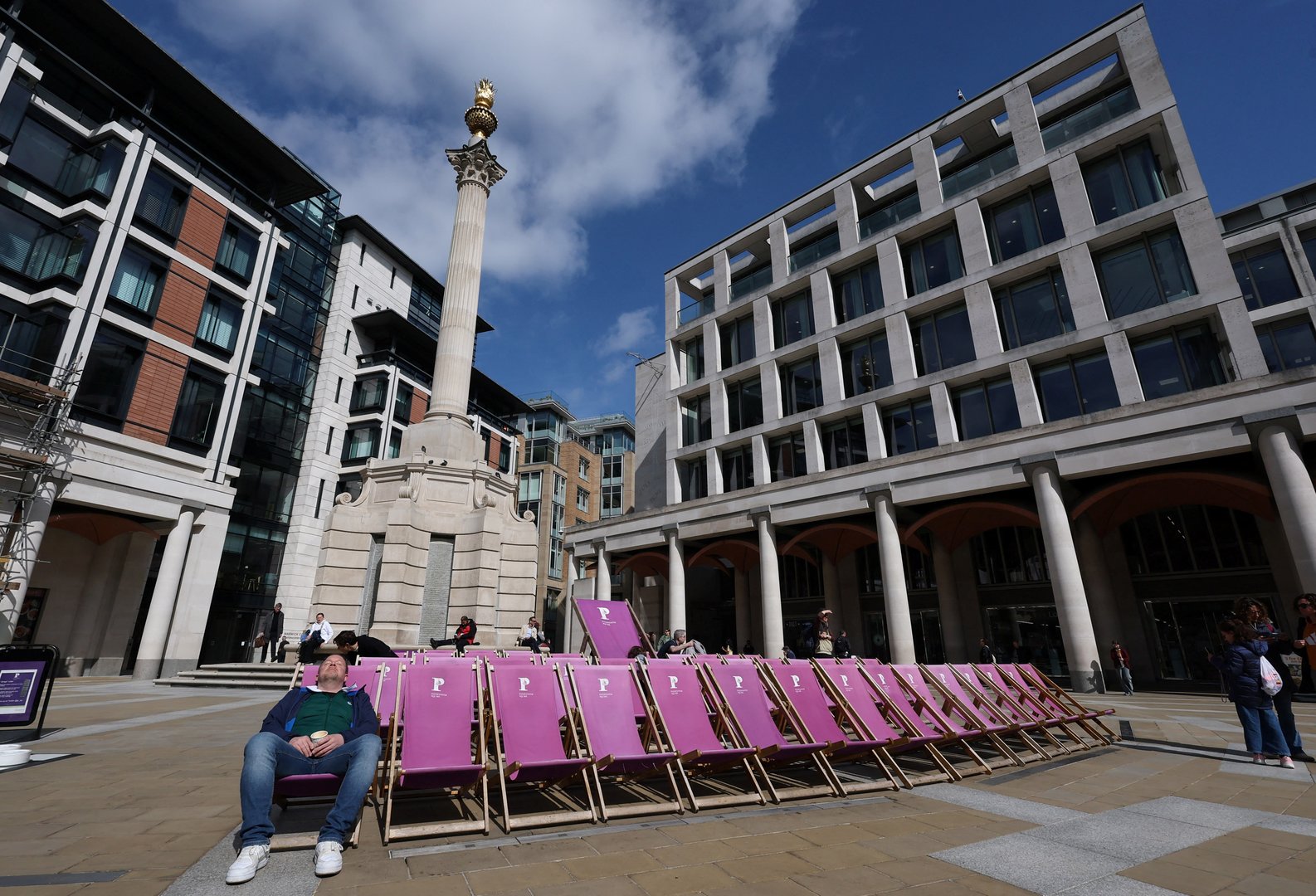 UK Stocks Climb as Industrials and Financials Lead Broad Market Upswing