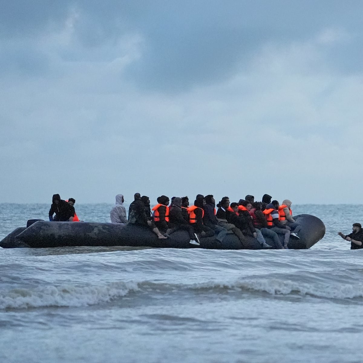 UK Backs European Push to Limit Human Rights Rules in Support of Stricter Migration Controls