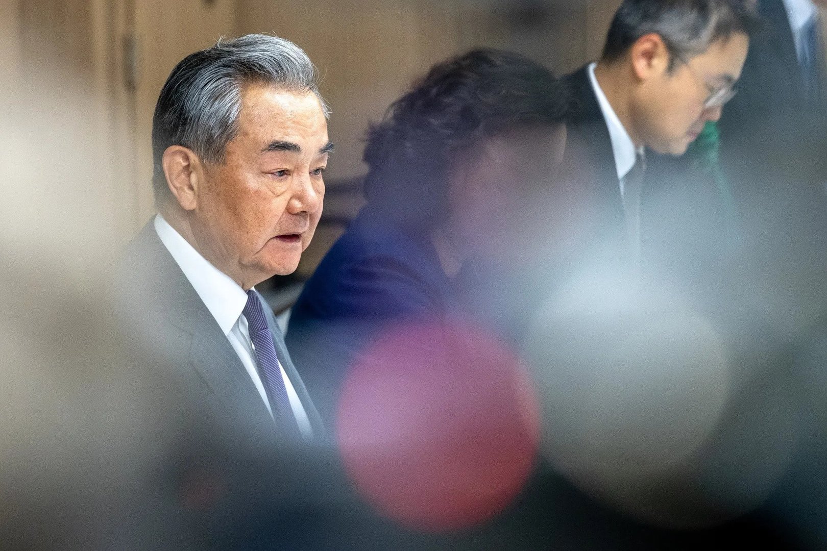 China’s Top Diplomat Begins Middle East Tour With Strategic Visit to Saudi Arabia