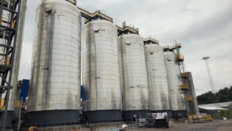 Australia’s Carbon Capture Push Faces Scrutiny as Key Projects Underperform and Critics Warn of Greenwashing