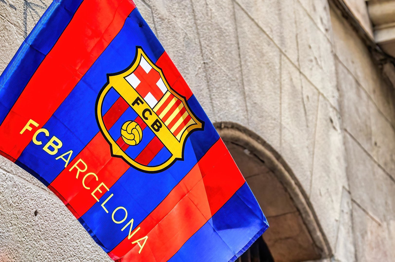 Rumoured €10 Billion Saudi Bid Reignites Debate Over Barcelona’s Financial Future