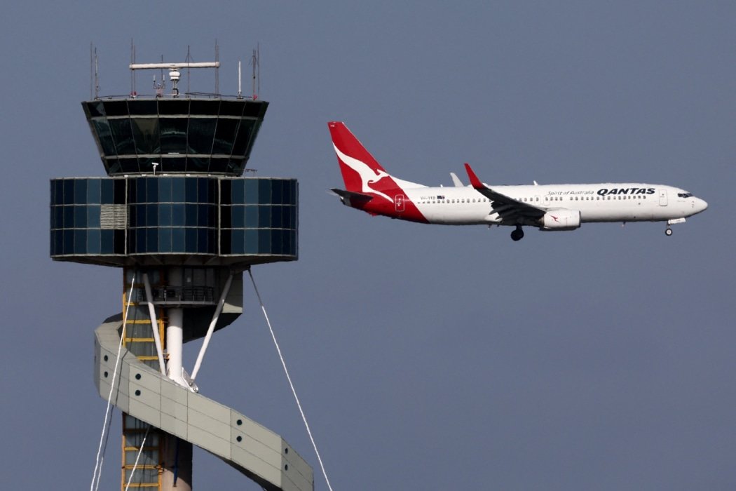 Dozens of U.S. Air Traffic Controllers Quit to Take Jobs in Australia Amid Domestic Staffing Strains